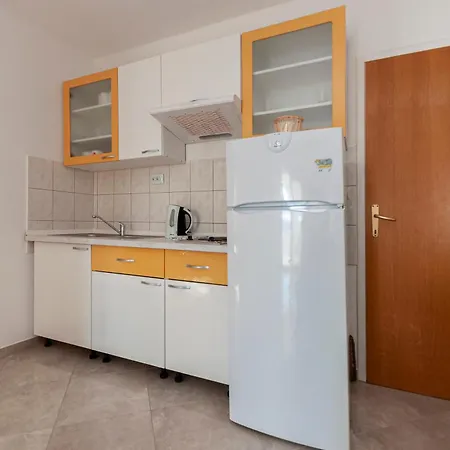 Pensionat Zoi Celina