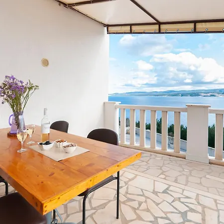 Pensionat Zoi Celina